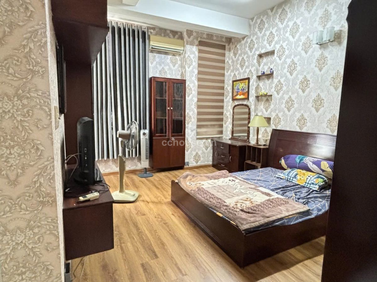 Cho thuê nhà HXH 281 Lê Văn Sỹ, P.Tân Sơn Hòa. DT 6x15m, 3 tầng