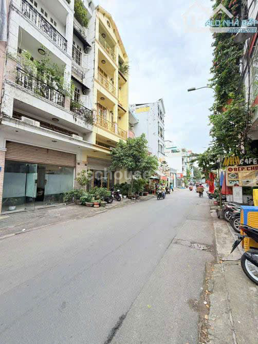 Tòa nhà 6 Tầng Mặt Tiền Kinh Doanh Hoa Sữa . Giá Giảm Mạnh