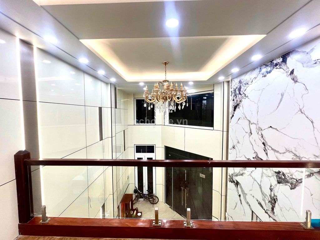 Bán nhà căn góc HXH Phạm Văn Chiêu, P.Thông Tây Hội. DT 4x15m, 5 tầng