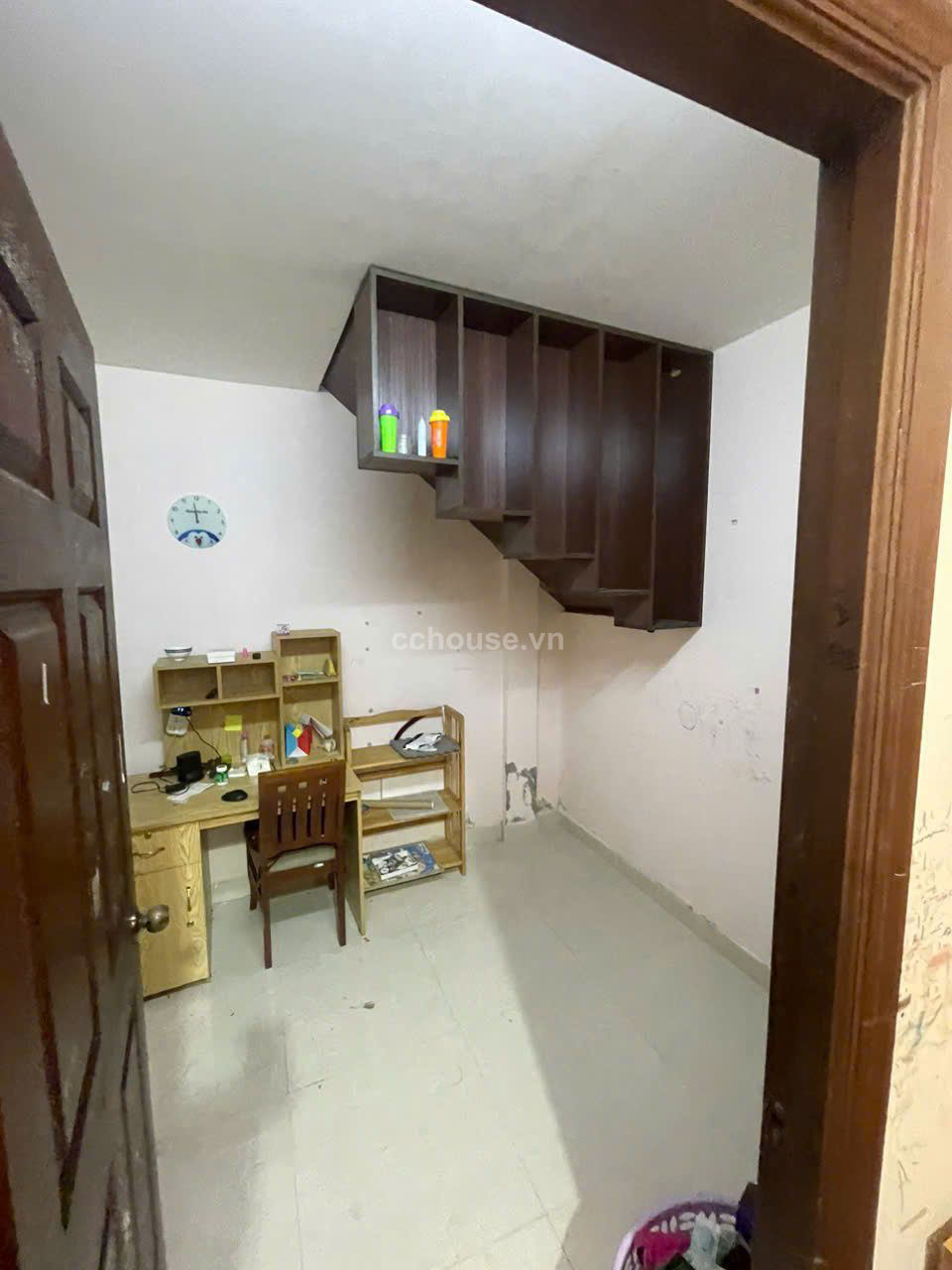 Ngay trung tâm Q10 hẻm xe hơi ngang 5m . Cách Mt vài bước chân. Giá mềm