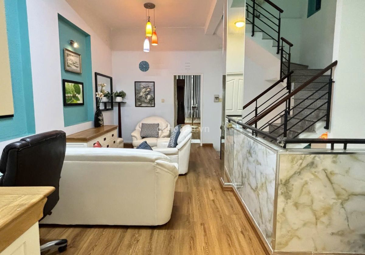 Cho-thue-nha-HXH-281-Le-Van-Sy-PTan-Son-Hoa-DT-6x15m-3-tang-id9125