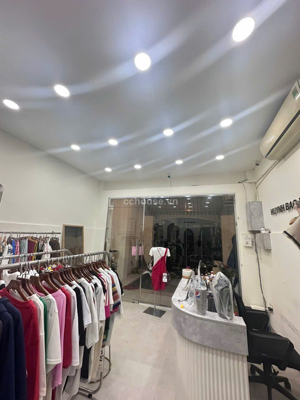 Bán nhà 3 tầng hẻm xe hơi Đồng Đen phường 11 quận Tân Bình