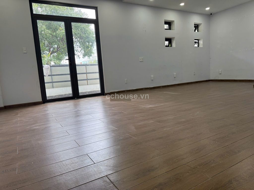 Cho thuê nhà MT Đường S3, P.Tây Thạnh. DT 8x16m, 5 tầng