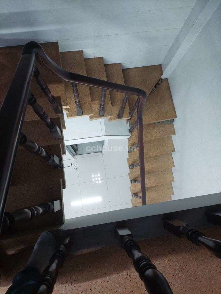 Bán nhà MT Lý Thường Kiệt, P.Bảy Hiền. DT 4.2x11m, 4 tầng ST