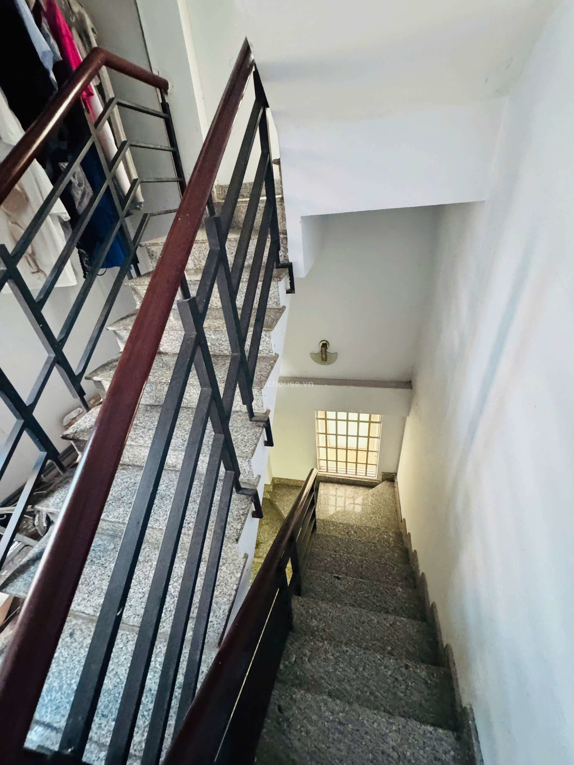 Bán nhà căn góc 2MT hẻm 8m Lạc Long Quân, P.Tân Hòa. DT 4x14m, 6 tầng