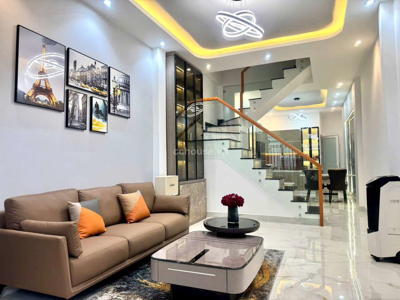 Bán nhà 4 tầng hẻm Lê Hồng Phong phường 10 quận 10