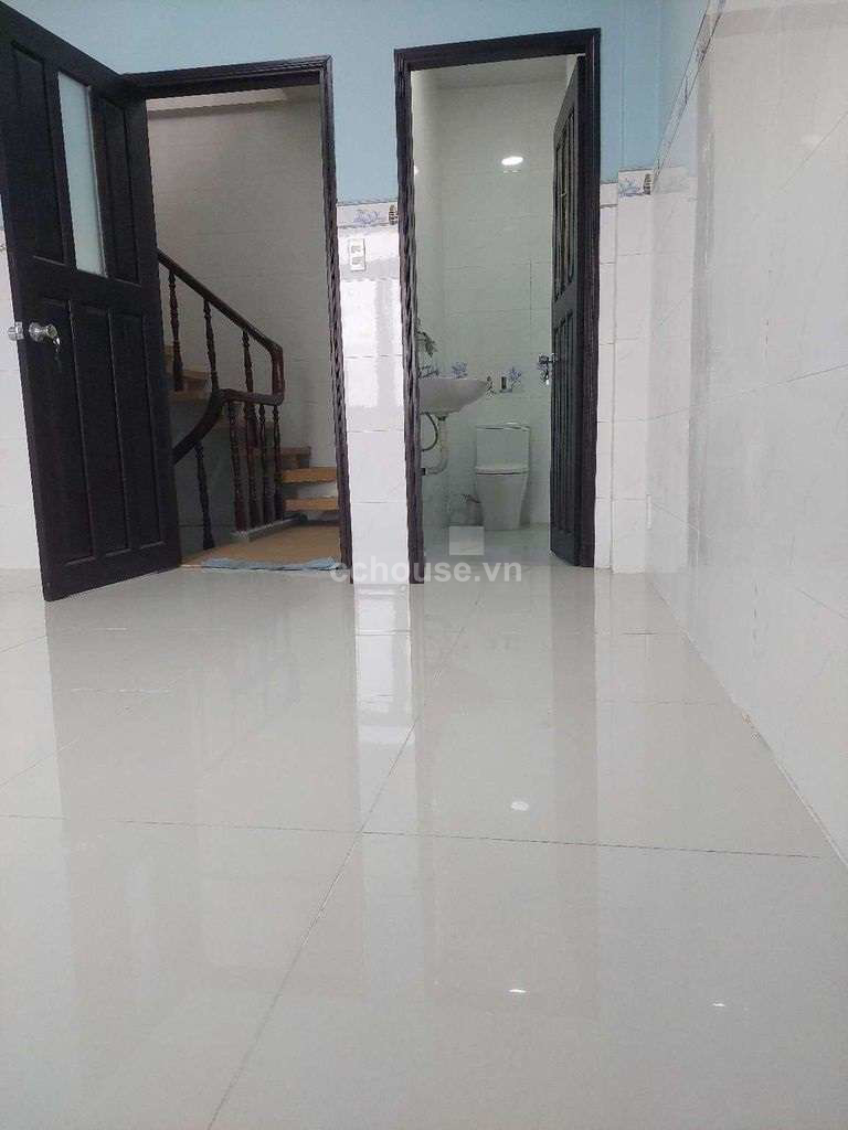 Bán nhà MT Lý Thường Kiệt, P.Bảy Hiền. DT 4.2x11m, 4 tầng ST