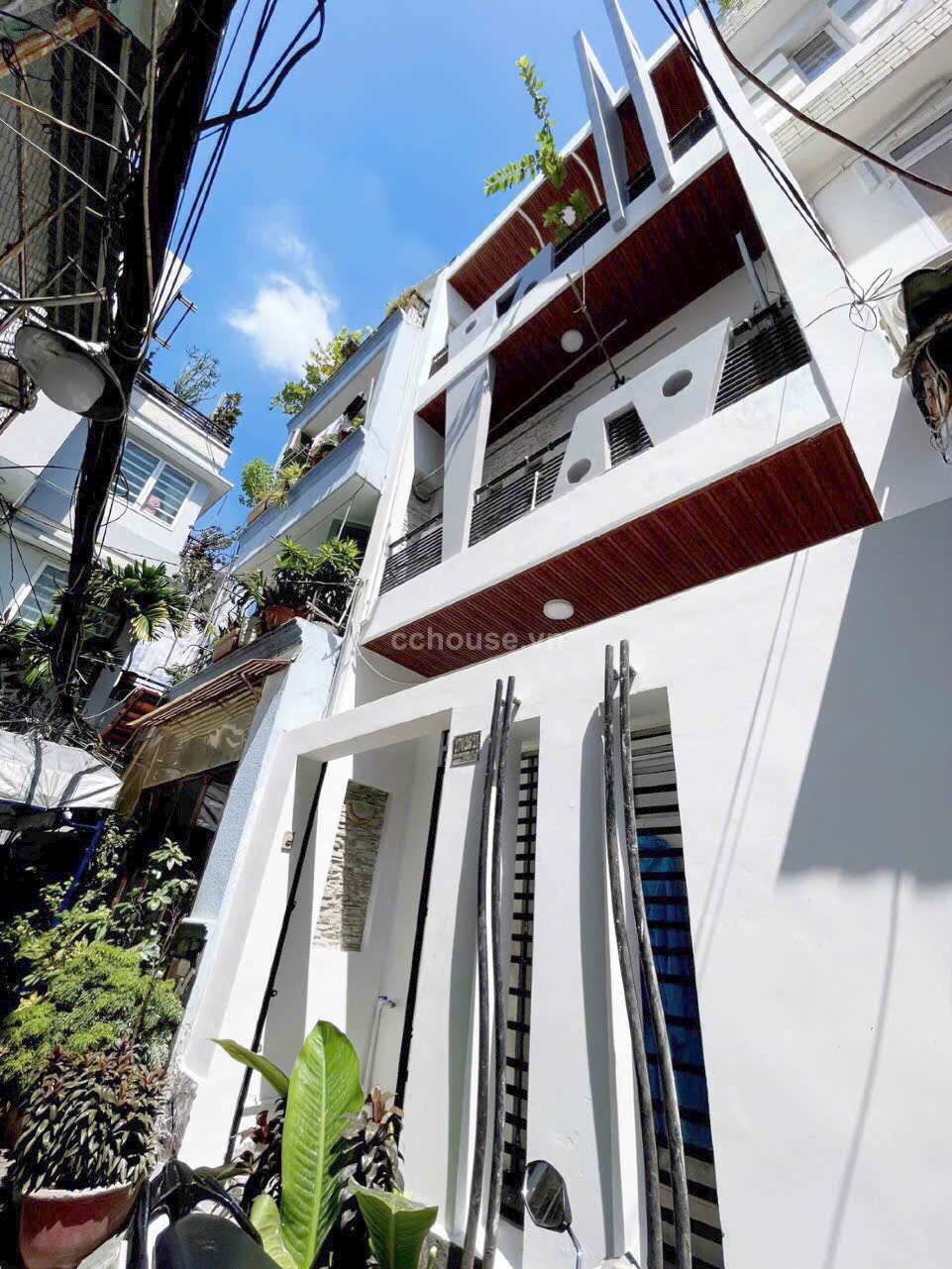Bán nhà 4 tầng hẻm Phan Đình Phùng phường 1 quận Phú Nhuận