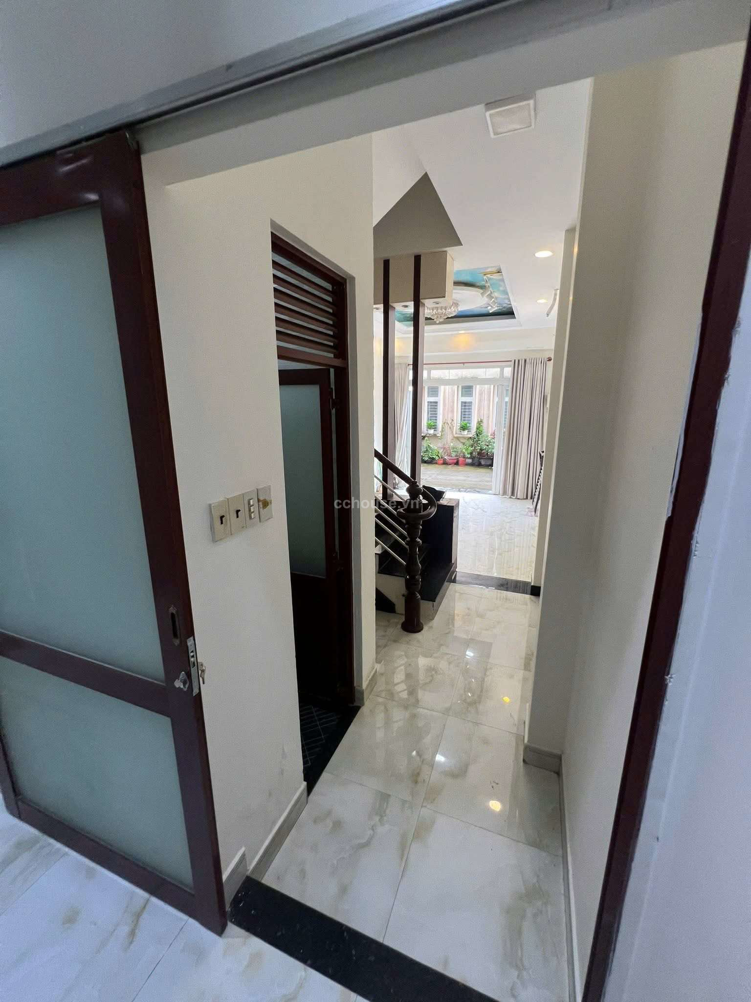 Bán nhà HXH VIP An Dương Vương, P.An Đông. DT 3.75x13m, 3 tầng ST