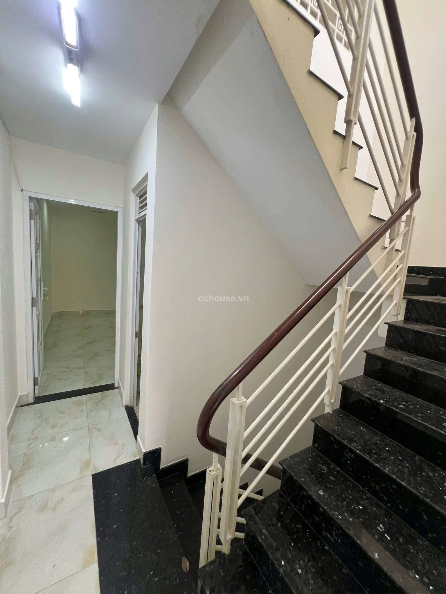 Bán nhà HXH VIP An Dương Vương, P.An Đông. DT 3.75x13m, 3 tầng ST