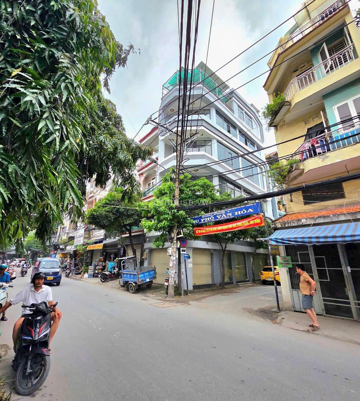 Toà nhà 6 tầng Mặt tiền kinh doanh ngay trung tâm Q. Tân Bình