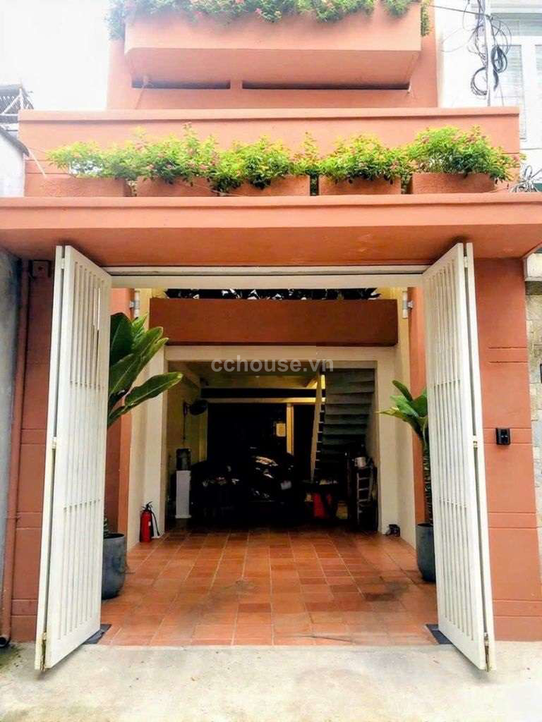 Ban-nha-HXH-Thich-Quang-Duc-PDuc-Nhuan-DT-39x194m-5-tang-id9243