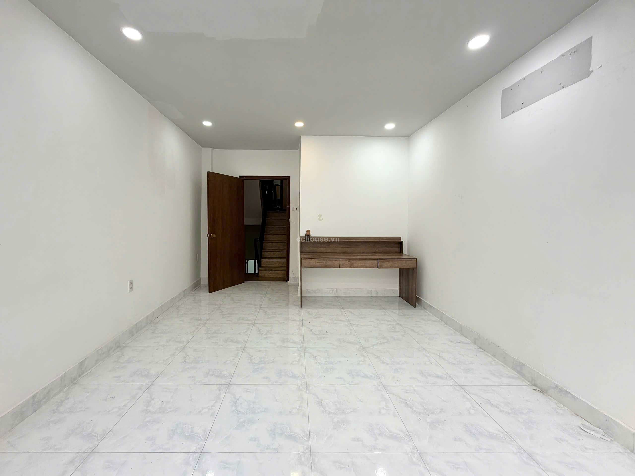 Bán nhà hẻm VIP 158 Trần Huy Liệu, Phú Nhuận. DT 4x16m, 4 tầng