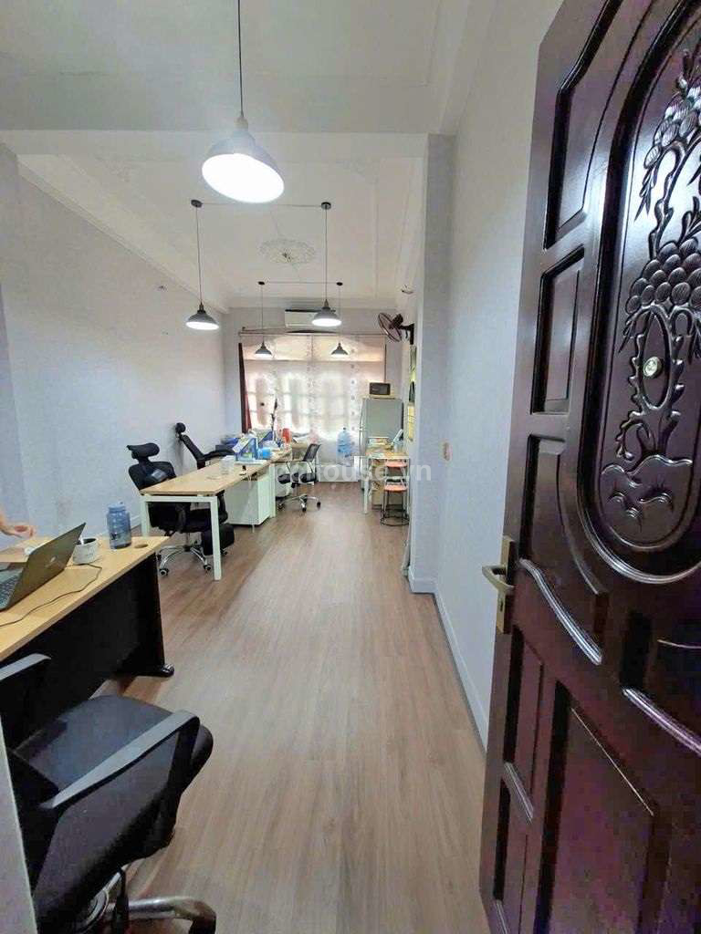 Bán nhà MT Bạch Đằng, P.Bình Thạnh. DT 3.7x21m, 5 tầng ST