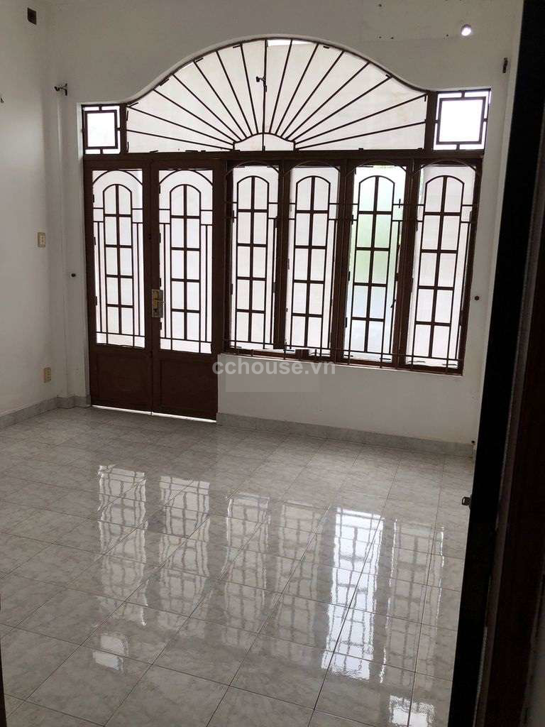 Cho thuê nhà MT Lê Văn Sỹ, P.Phú Nhuận. DT 4x15m, 4 tầng