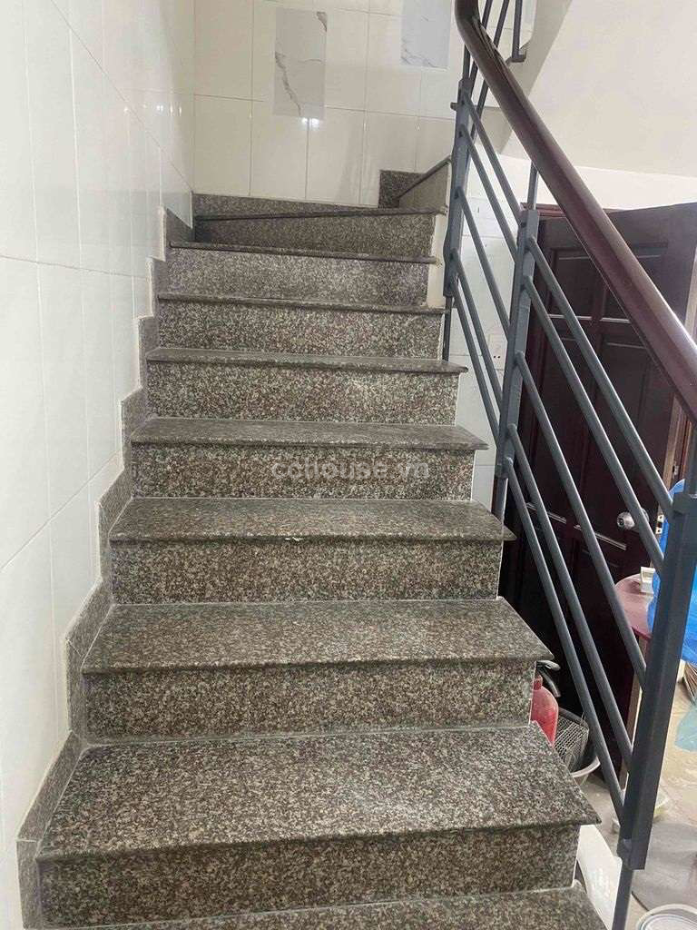 Bán nhà 4 tầng hẻm xe hơi Cộng Hòa phường 13 quận Tân Bình