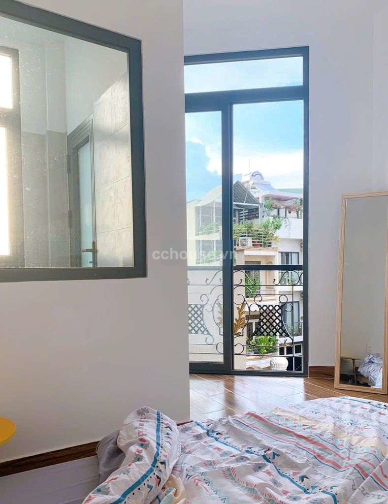 Bán nhà căn góc hẻm 462 CMT8, P.Nhiêu Lộc. DT 48m², 5 tầng ST