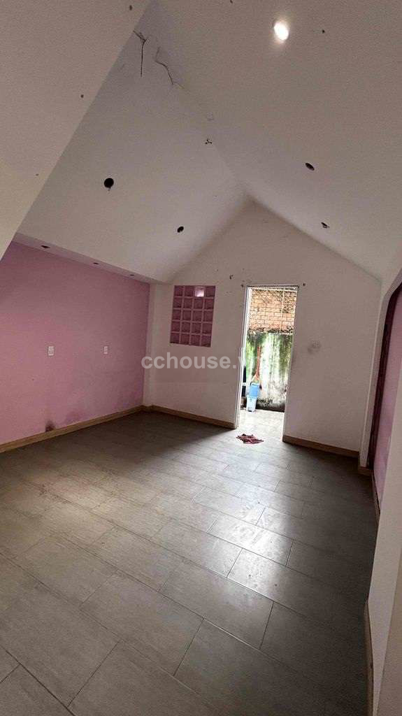 Bán nhà MT Thành Công, P.Tân Sơn Nhì. DT 4x18m, 2 tầng