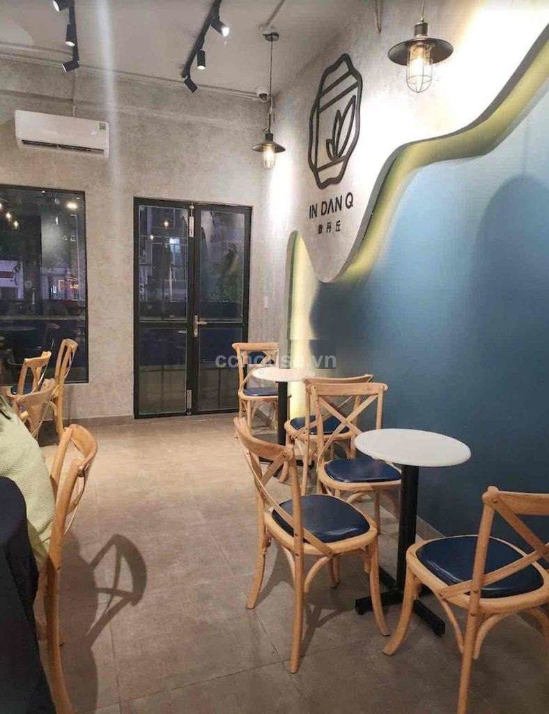 Cho thuê nhà MT Nguyễn Tri Phương, P.Vườn Lài. DT 4.2x17m, 4 tầng ST