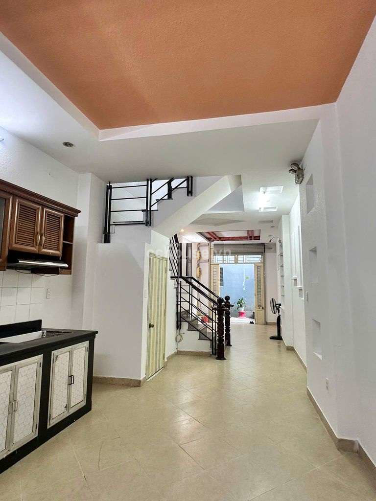 Ban-nha-hem-Le-Van-Huan-PTan-Binh-DT-35x125m-3-tang-id9489