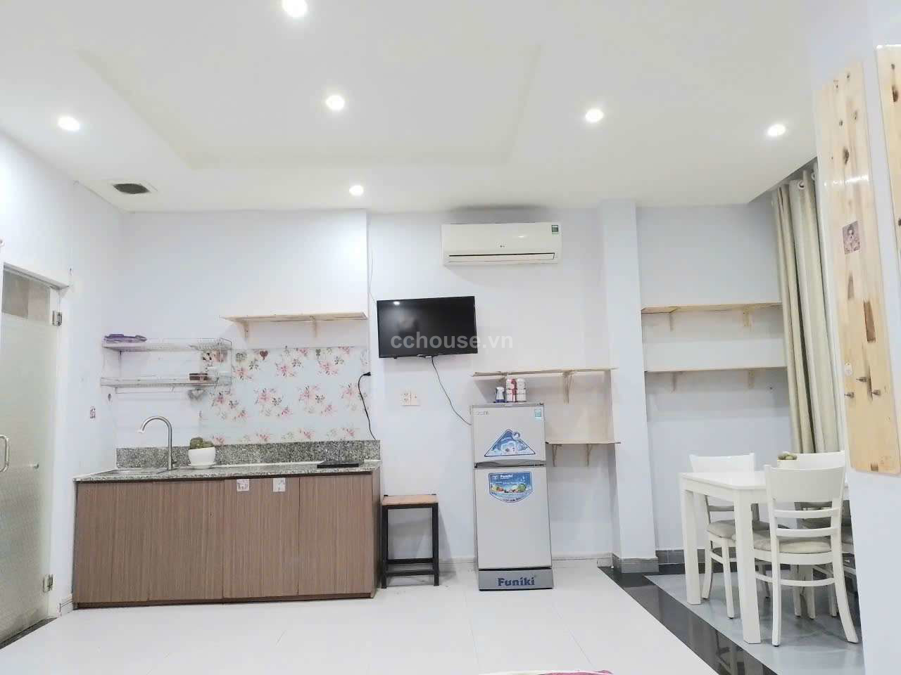 Bán Tòa Nhà 7 tầng Thang máy Mặt tiền KD Bạch Đằng 2 phường 2 quận Tân Bình