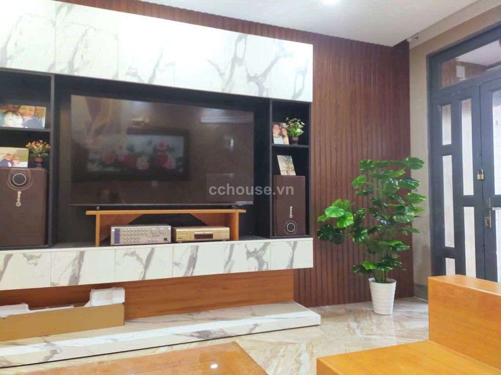 Bán nhà MT Huỳnh Văn Một, P.Phú Thạnh. DT 4x18m, 5 tầng