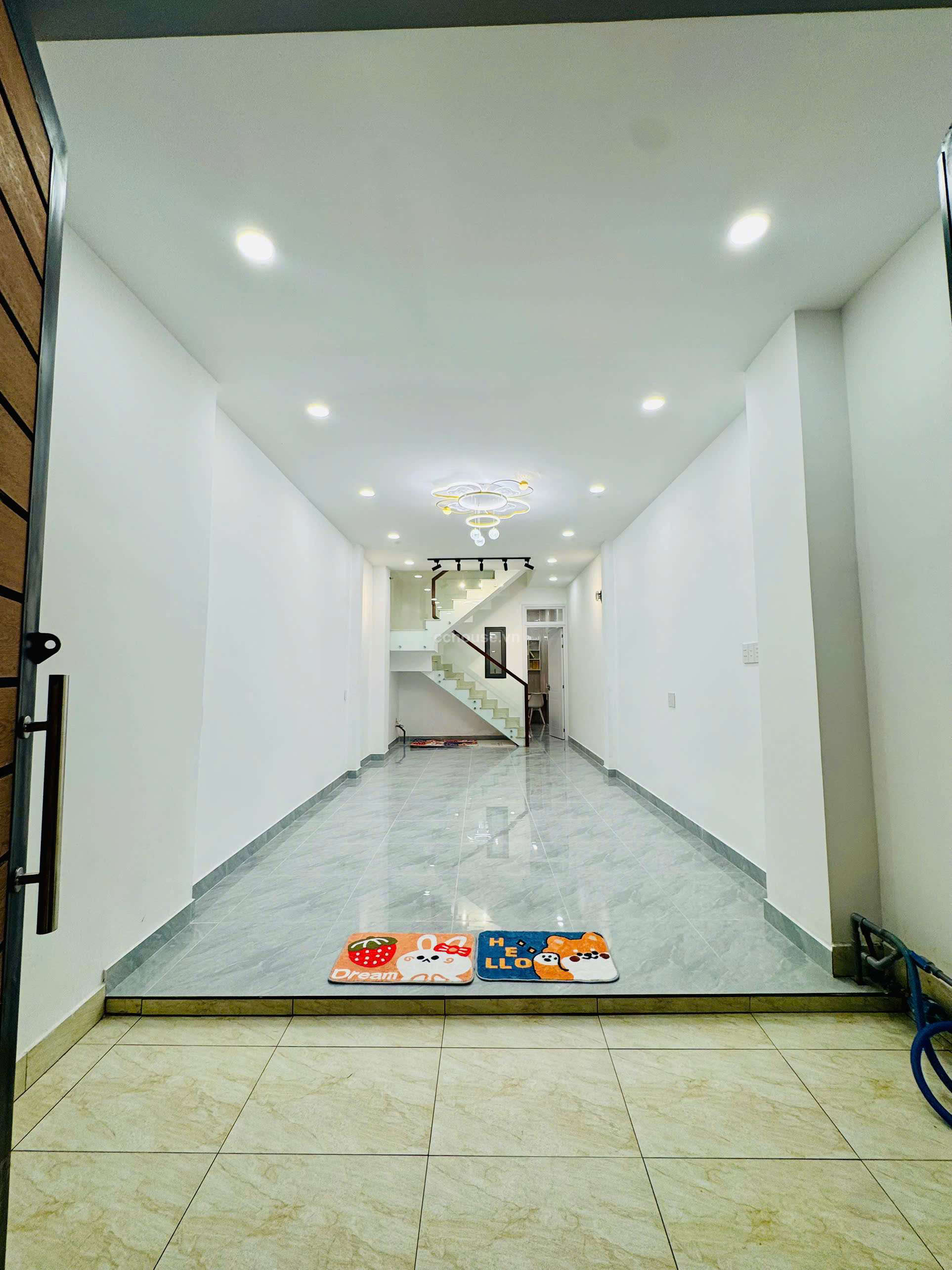 Bán nhà hẻm Vĩnh Viễn, P.Vườn Lài. DT 45m², 3 tầng ST (7PN-7WC)