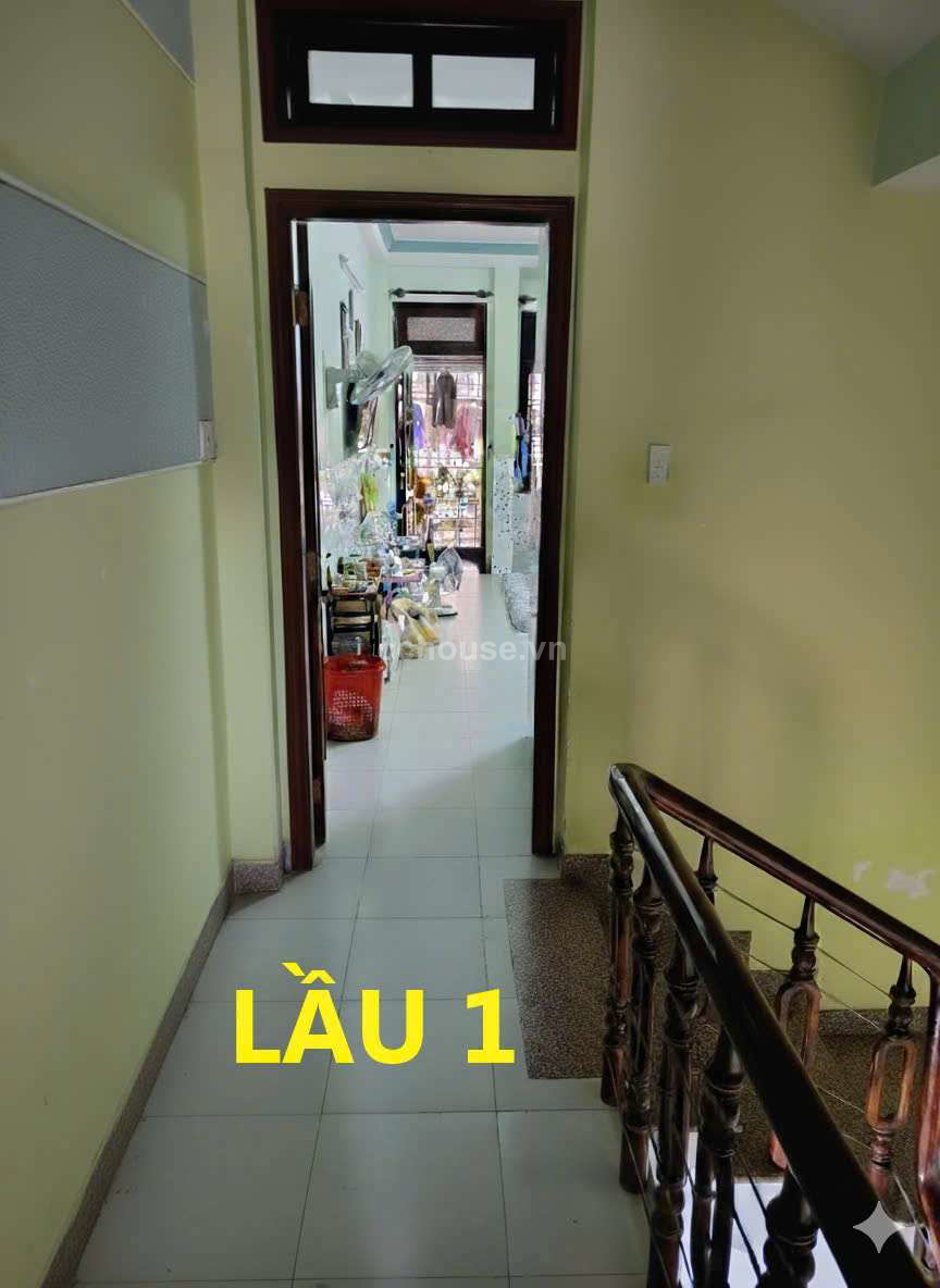 Bán nhà MT Nguyễn Giản Thanh, P.Hòa Hưng. DT 3.1x19.4m, 4 tầng