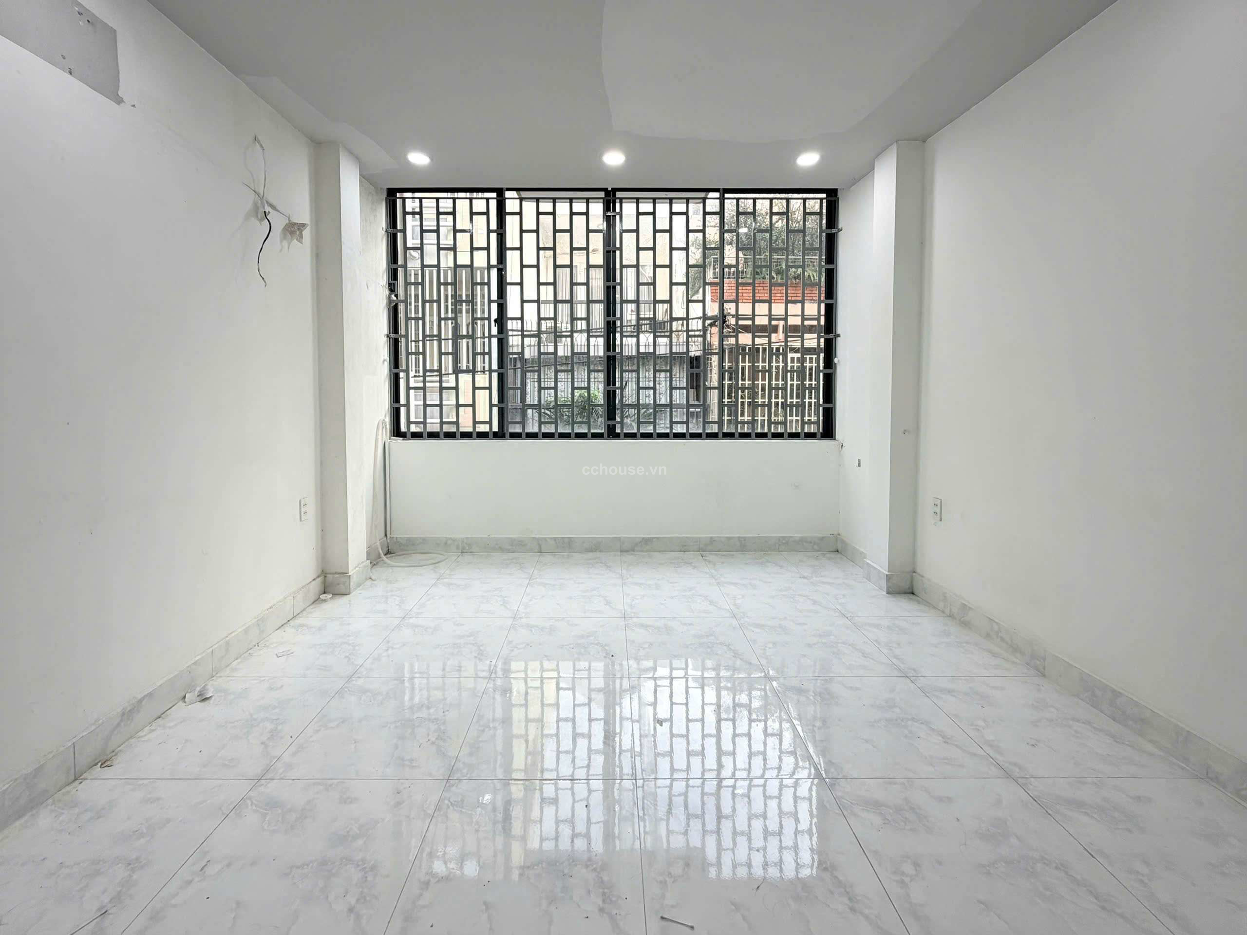 Bán nhà hẻm VIP 158 Trần Huy Liệu, Phú Nhuận. DT 4x16m, 4 tầng