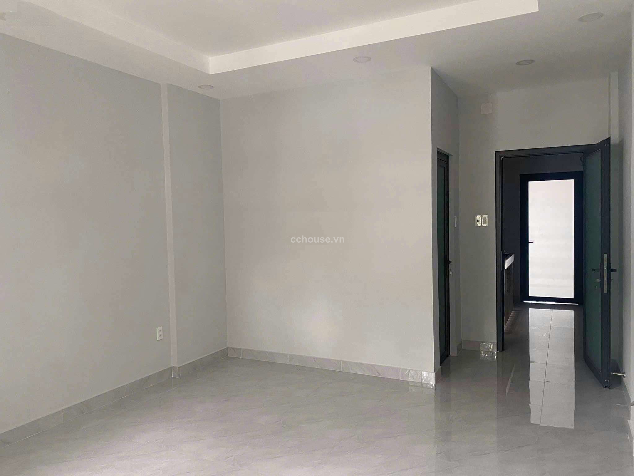 Cho thuê nhà MT An Dương Vương, P.An Đông. DT 4x20m, 6 tầng