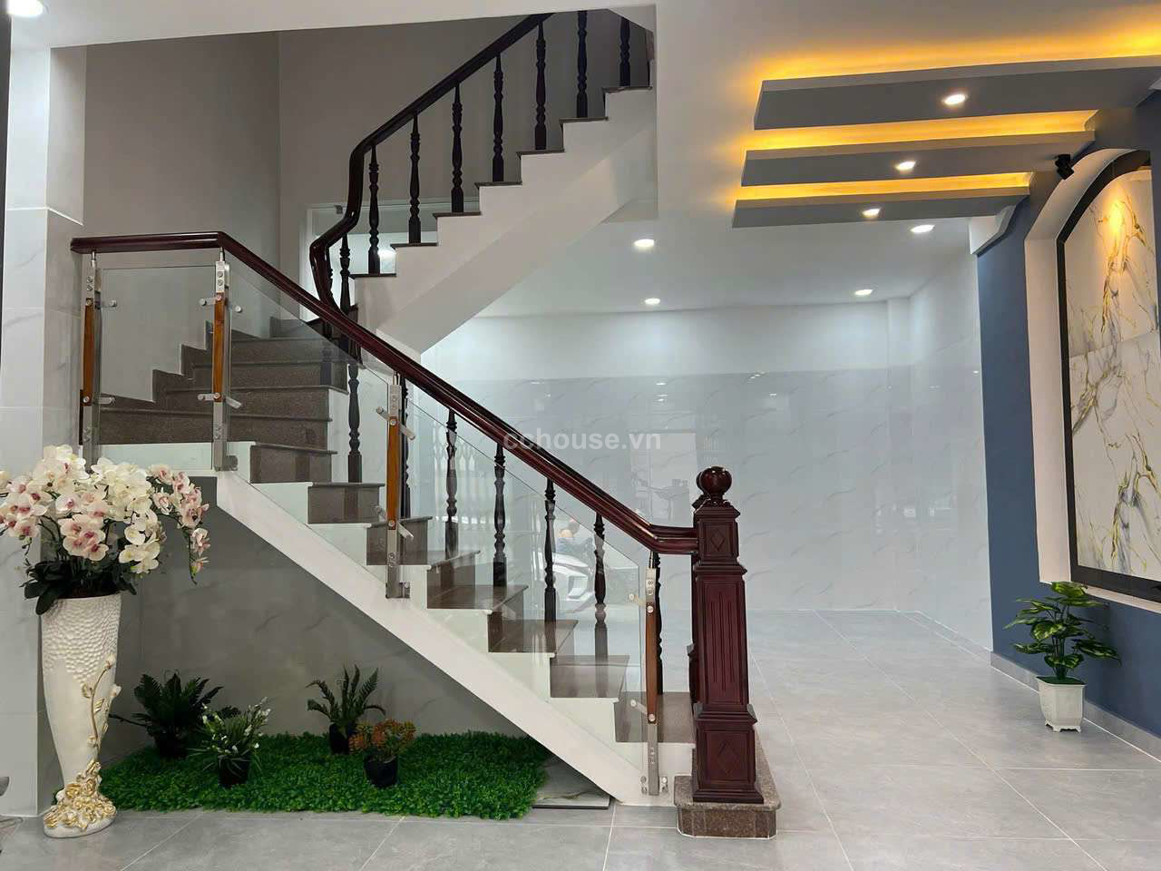Mặt tiền nội bộ Lê Hồng Phong, P.12, Quận 10 – Nhà 5 tầng kiên cố 