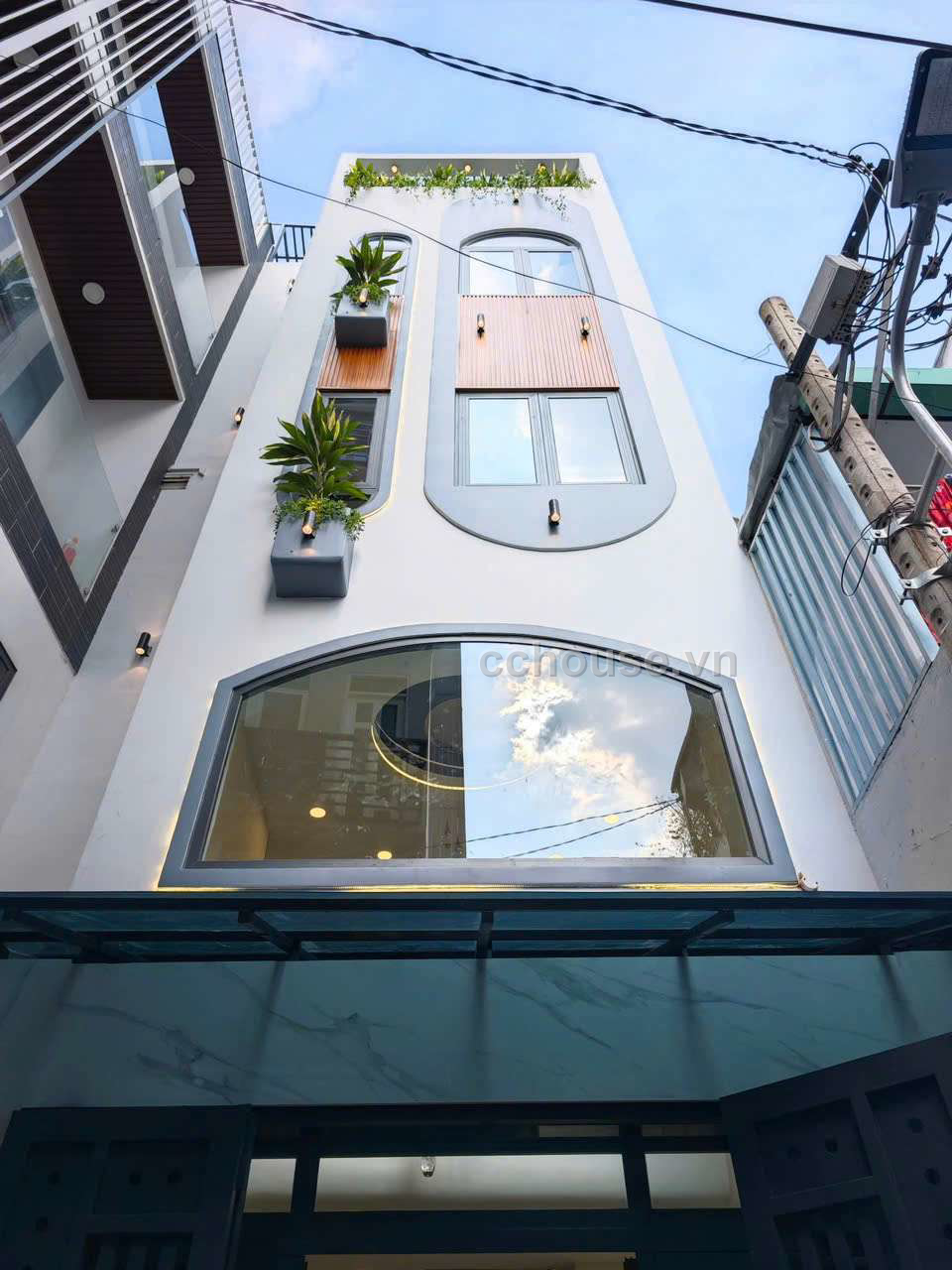 SIEU-PHAM-NHA-NGUYEN-DINH-CHIEU-–-QUAN-3--NHA-MOI-DON-VAO-O-NGAY--CHI-NHINH-8-TY-id9426