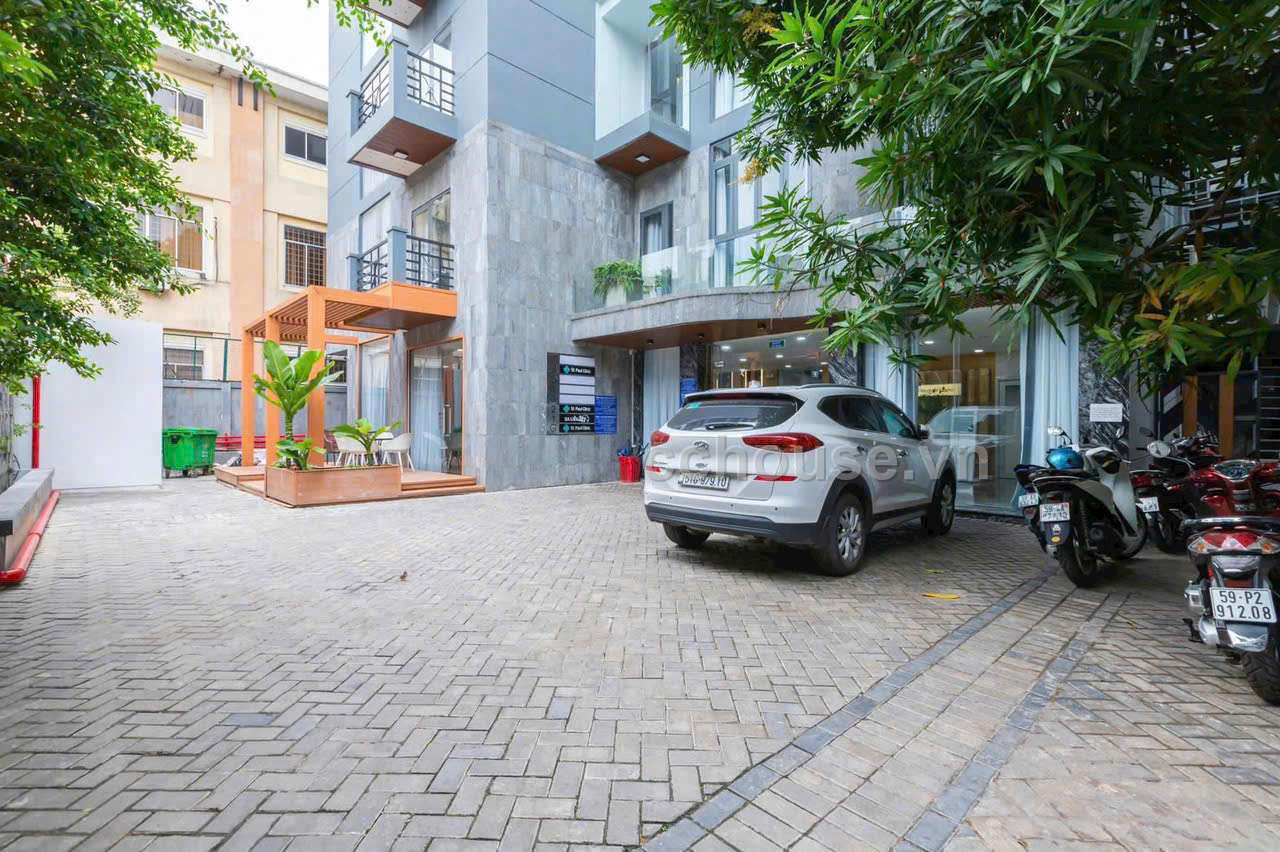 Bán Chuyển nhượng Buillding  Địa chỉ 215 Nguyễn Văn Thủ, Phường Đakao, Quận 1.HCM.