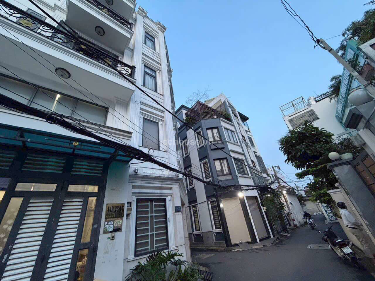 Bán nhà 5 Tầng Hẻm xe hơi Trường Chinh phường 14 quận Tân Bình