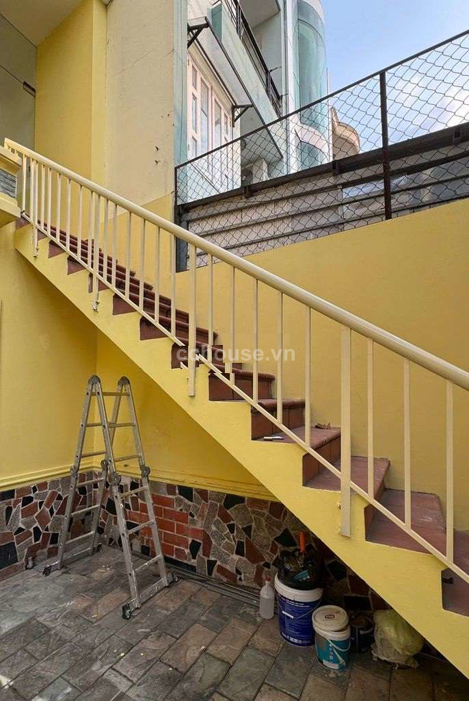 Bán nhà MT Hoàng Hoa Thám, P.Bảy Hiền. DT 4x25.5m, 2 tầng