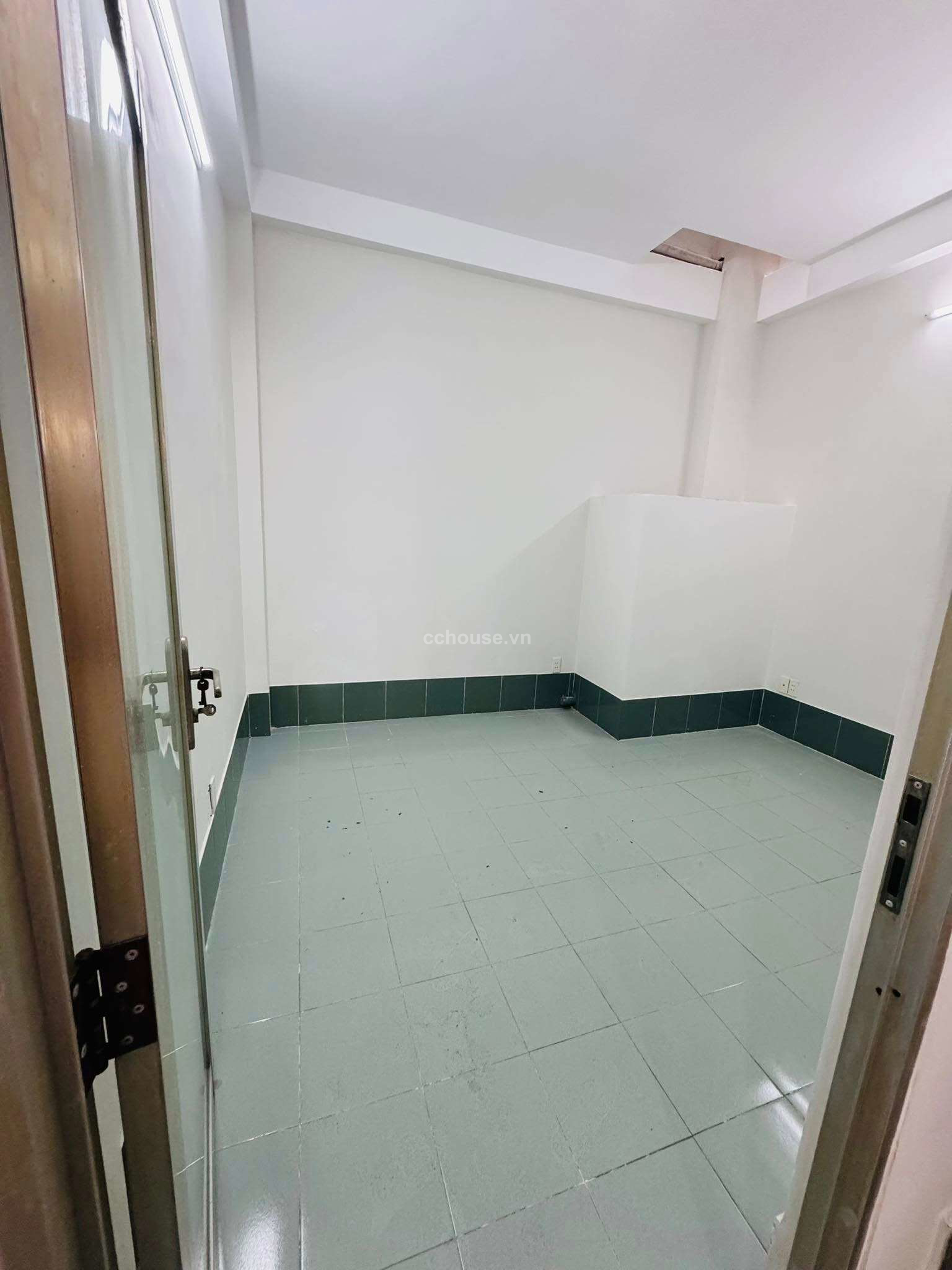 Bán nhà MTKD Hồng Lạc, P.Bảy Hiền. DT 4x15m, 4 tầng