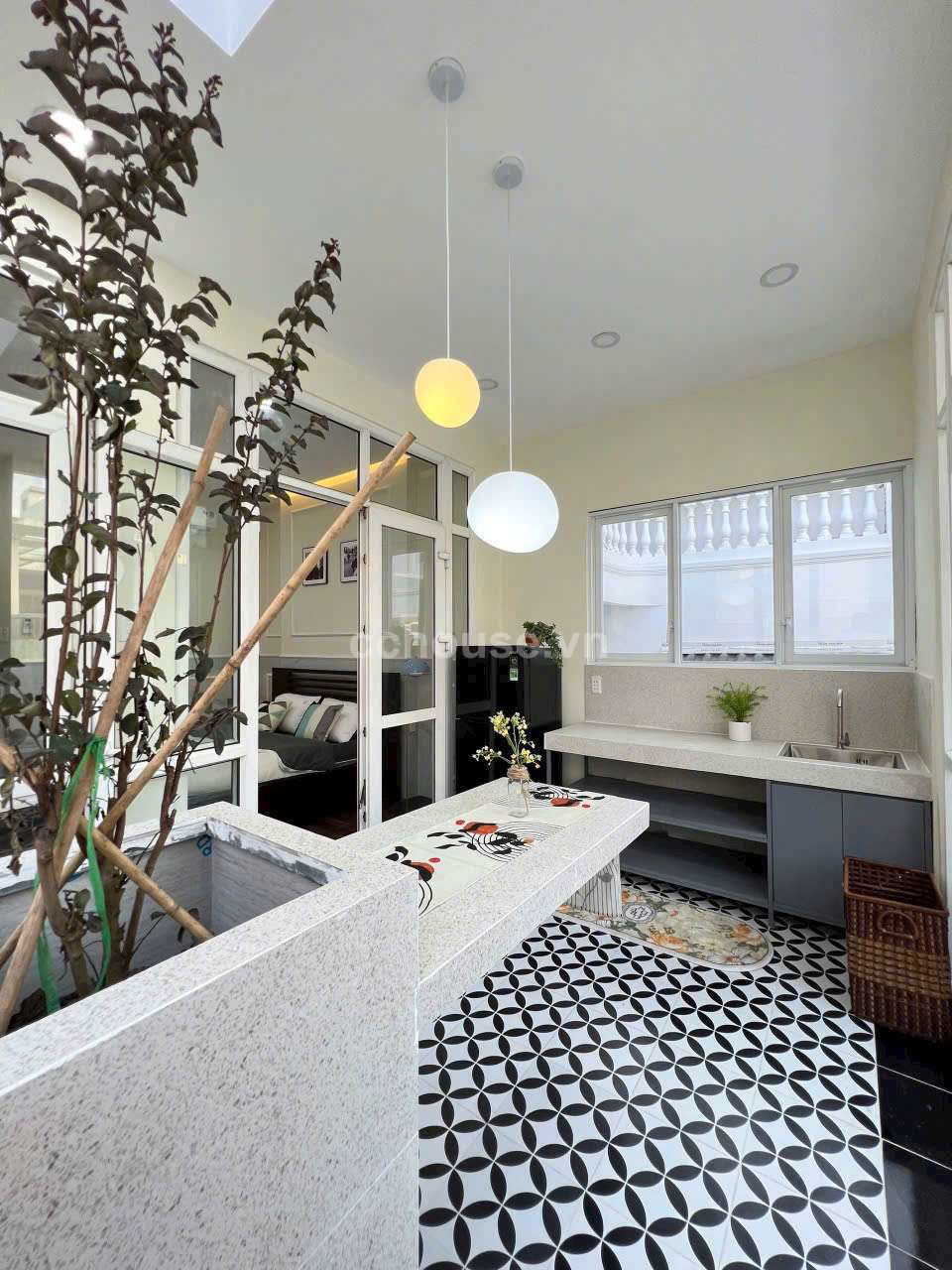 Nha-hem-6m-gan-Mat-Tien--Ho-Van-Hue-Quan-Phu-Nhuan-id9491