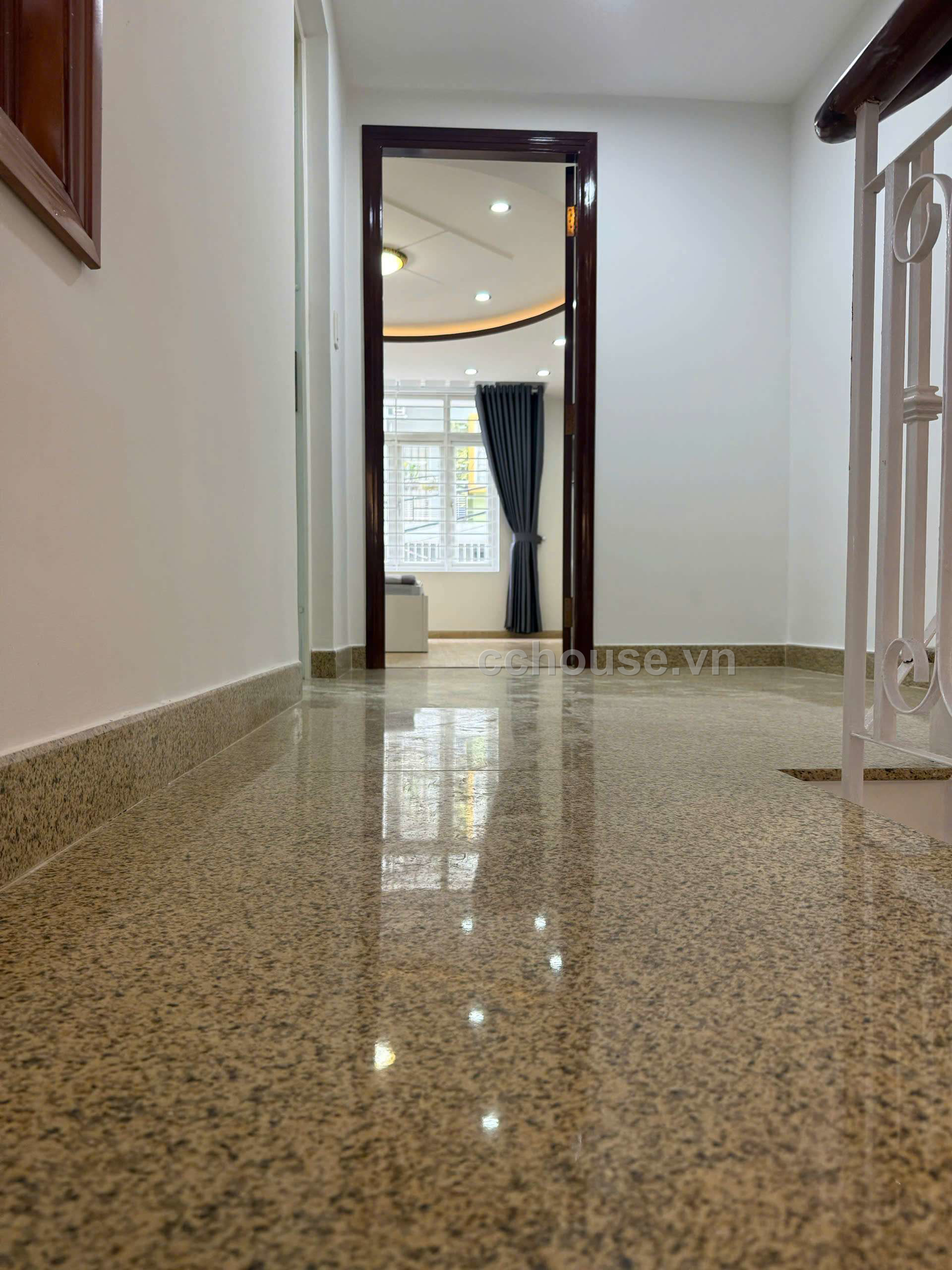 Bán nhà HXH 178 Phan Đăng Lưu, P.Đức Nhuận. DT 4x11m, 5 tầng ST