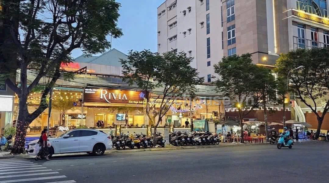  Chuyển nhượng mặt tiền 18 Nguyễn Cư Trinh, P. Nguyễn Cư Trinh , Quận 1