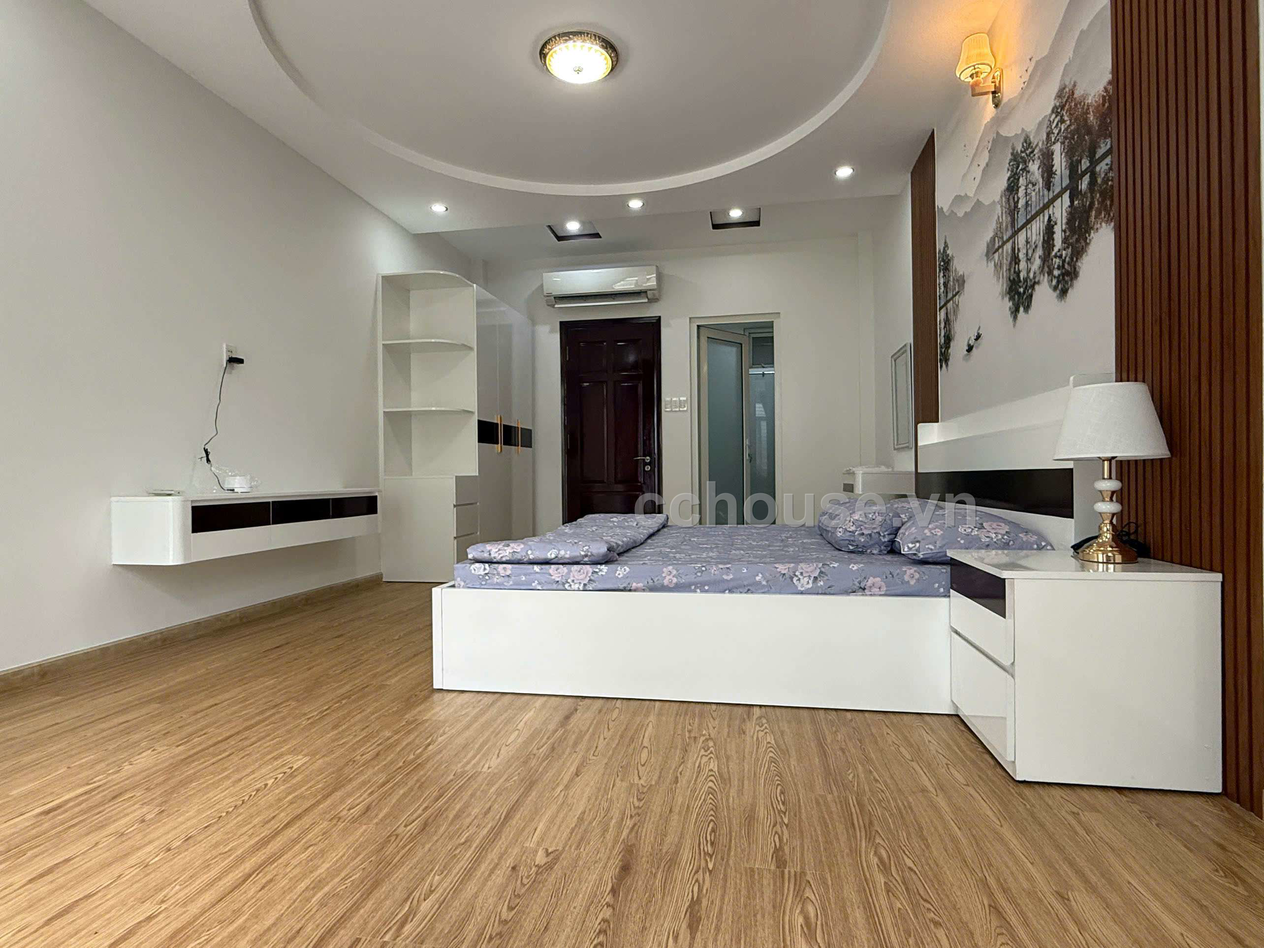 Hẻm 8m  Phan Đăng Lưu P3. Q. Phú Nhuận
