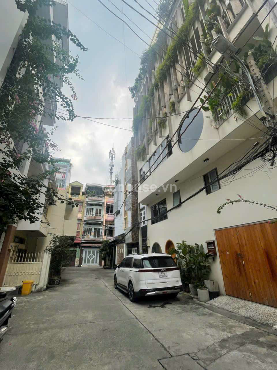 Nha-Trung-Tam-Q10--Ngang-Khung-112m--Duong-vao-nha-8m-id9498