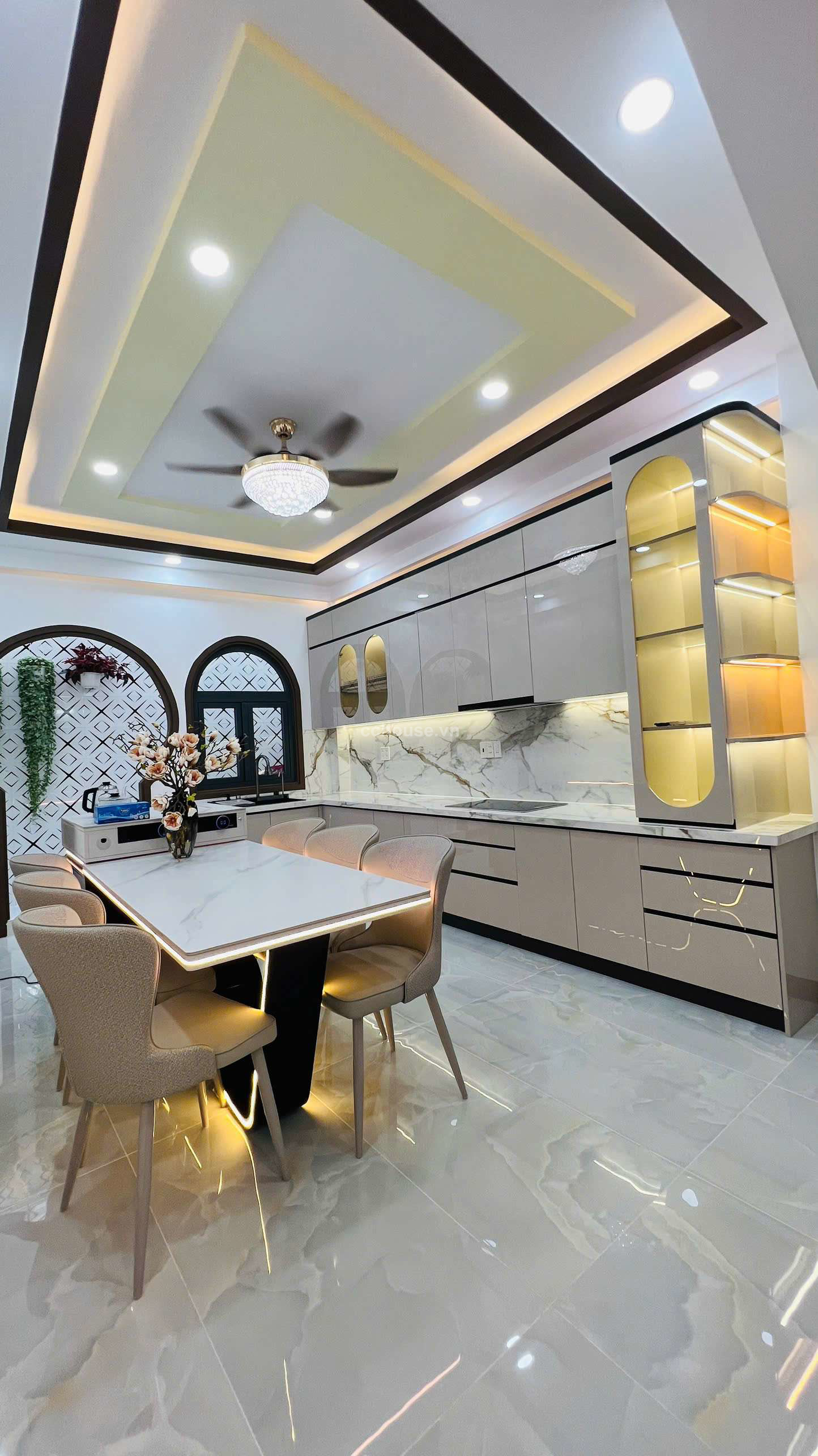 Bán nhà 4 tầng hẻm xe hơi Nguyễn Duy Dương phường 3 quận 10