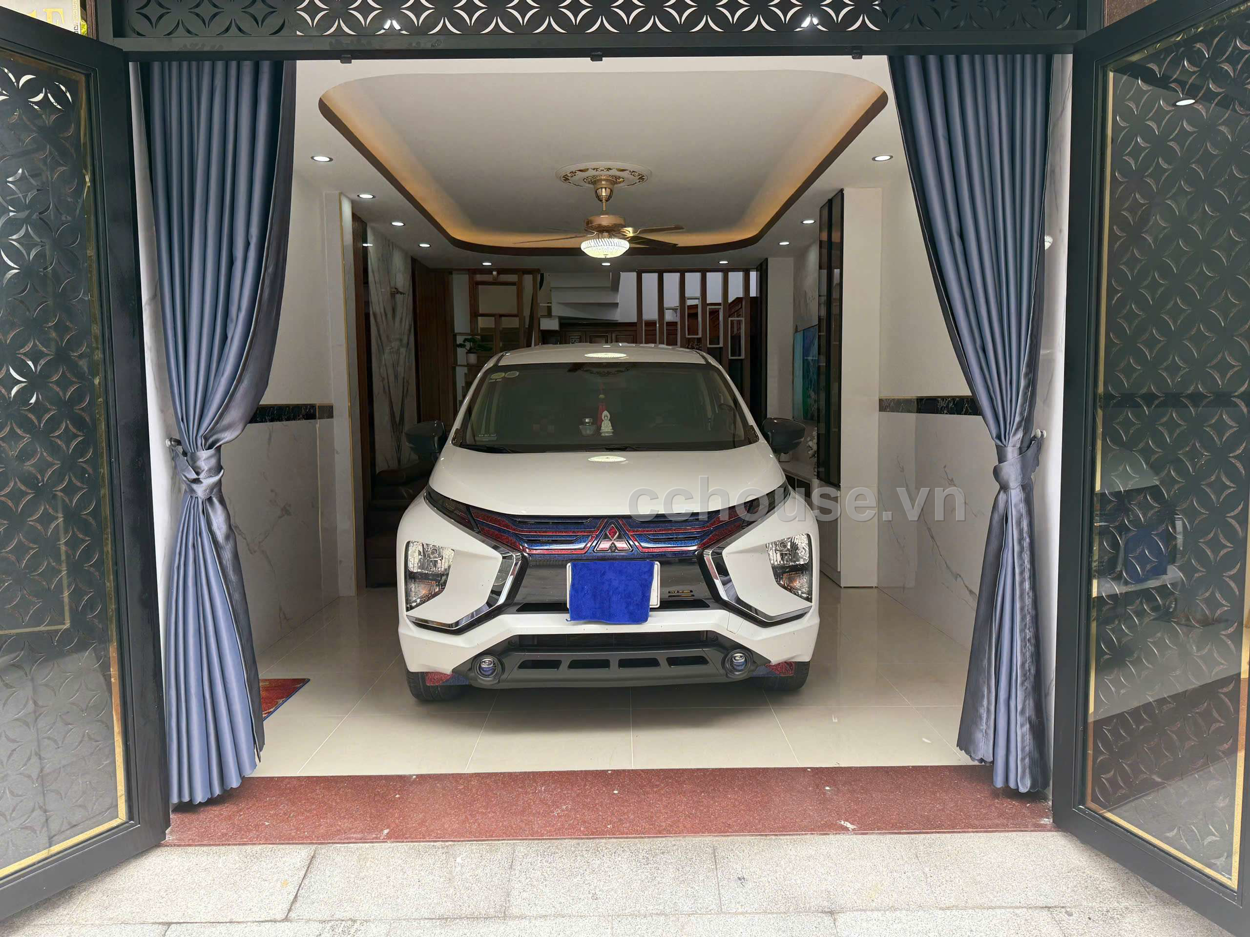 Hẻm 8m  Phan Đăng Lưu P3. Q. Phú Nhuận