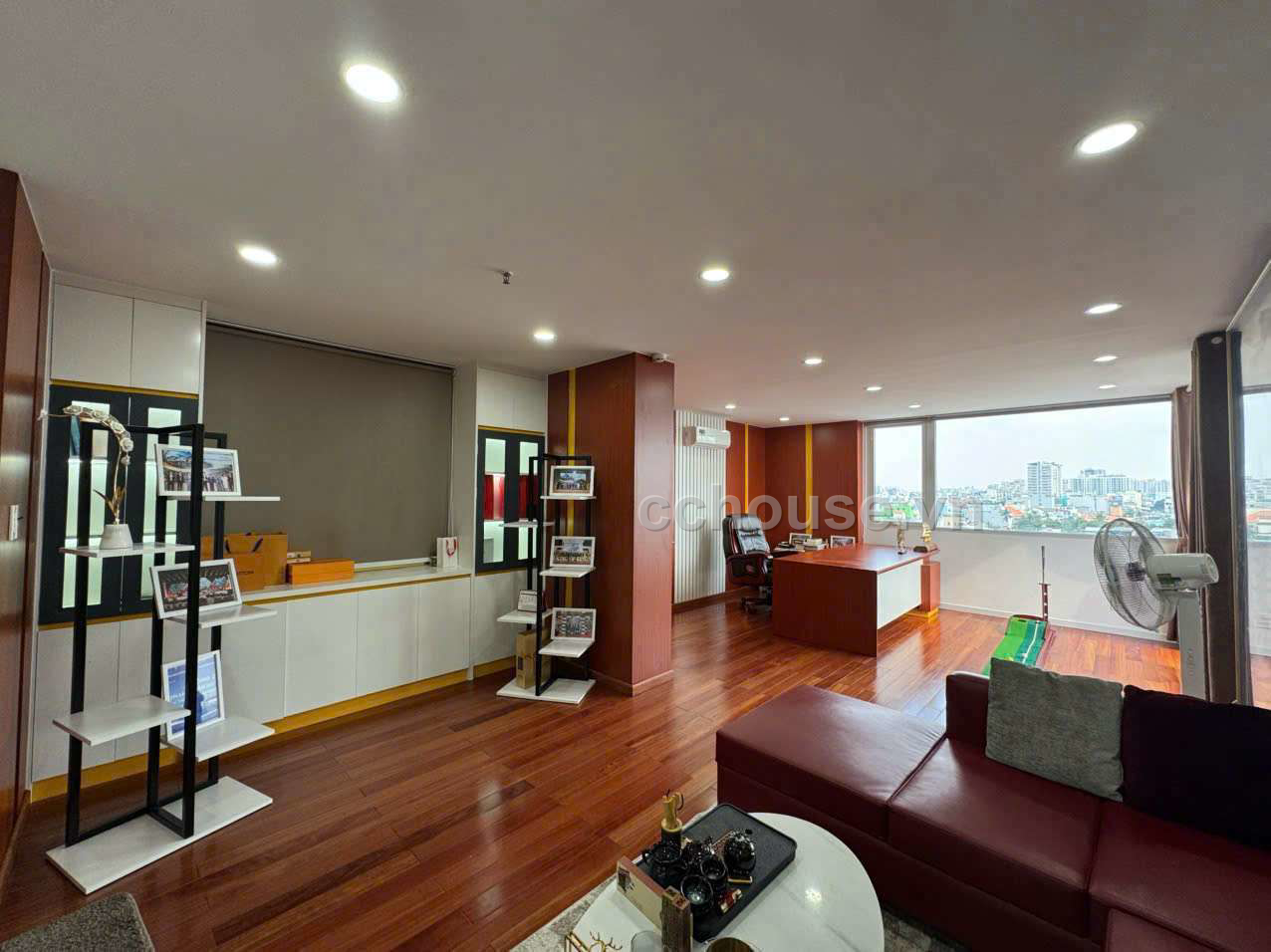 Tòa nhà MT Trần Xuân Soạn, P.Tân Hưng. DT 6.1x40m, hầm 6 tầng