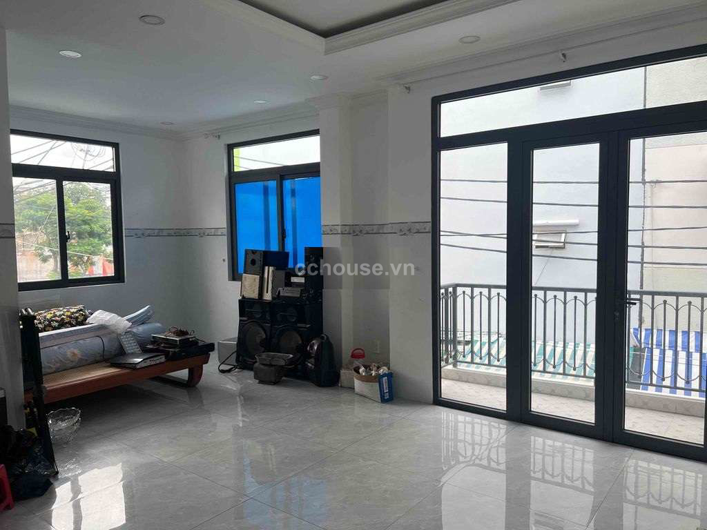 Bán nhà căn góc MT Nguyễn Văn Lạc, P.Thạnh Mỹ Tây. DT 204m2, 3 tầng ST