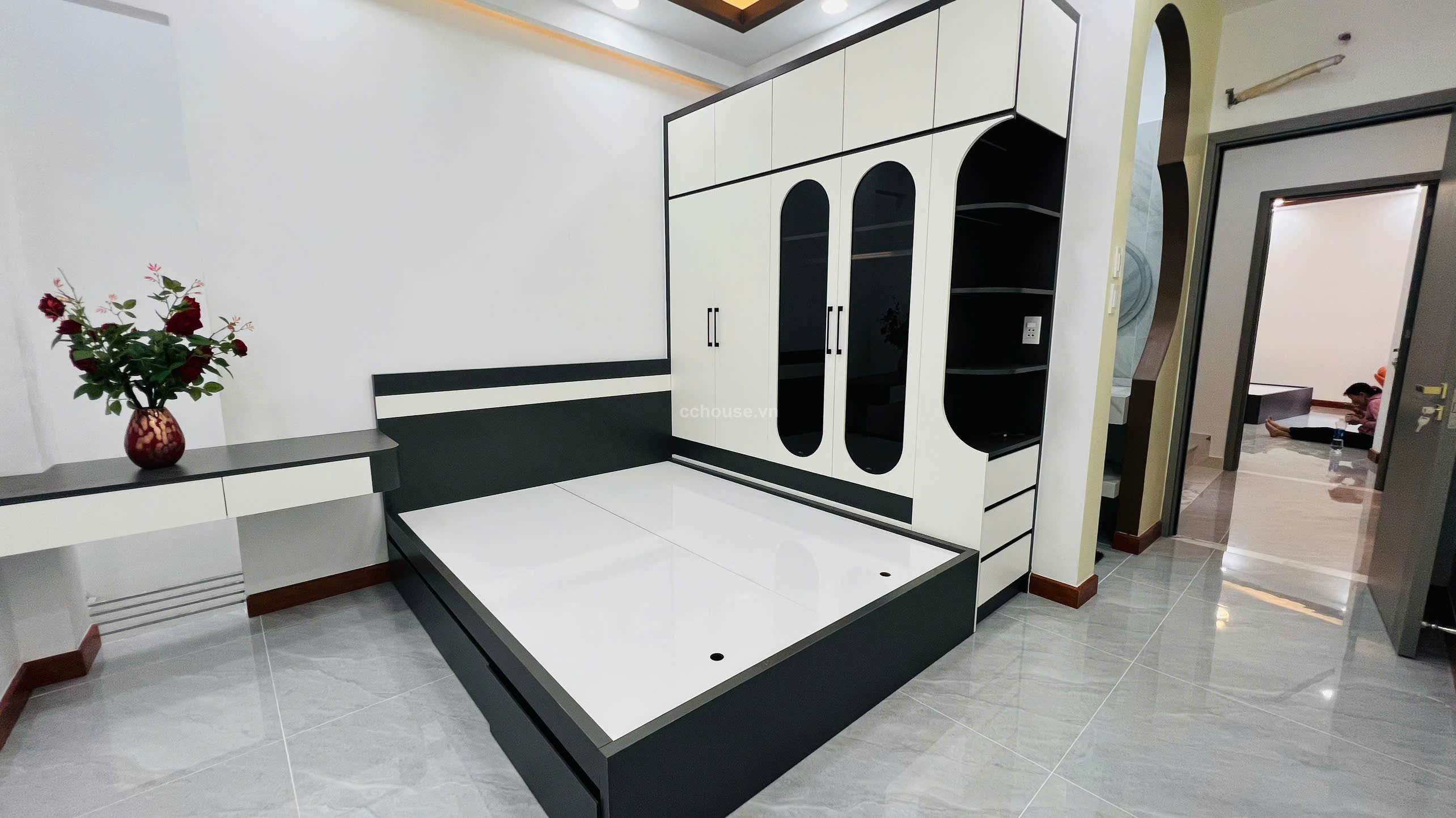 Bán nhà 4 tầng hẻm xe hơi Nguyễn Duy Dương phường 3 quận 10