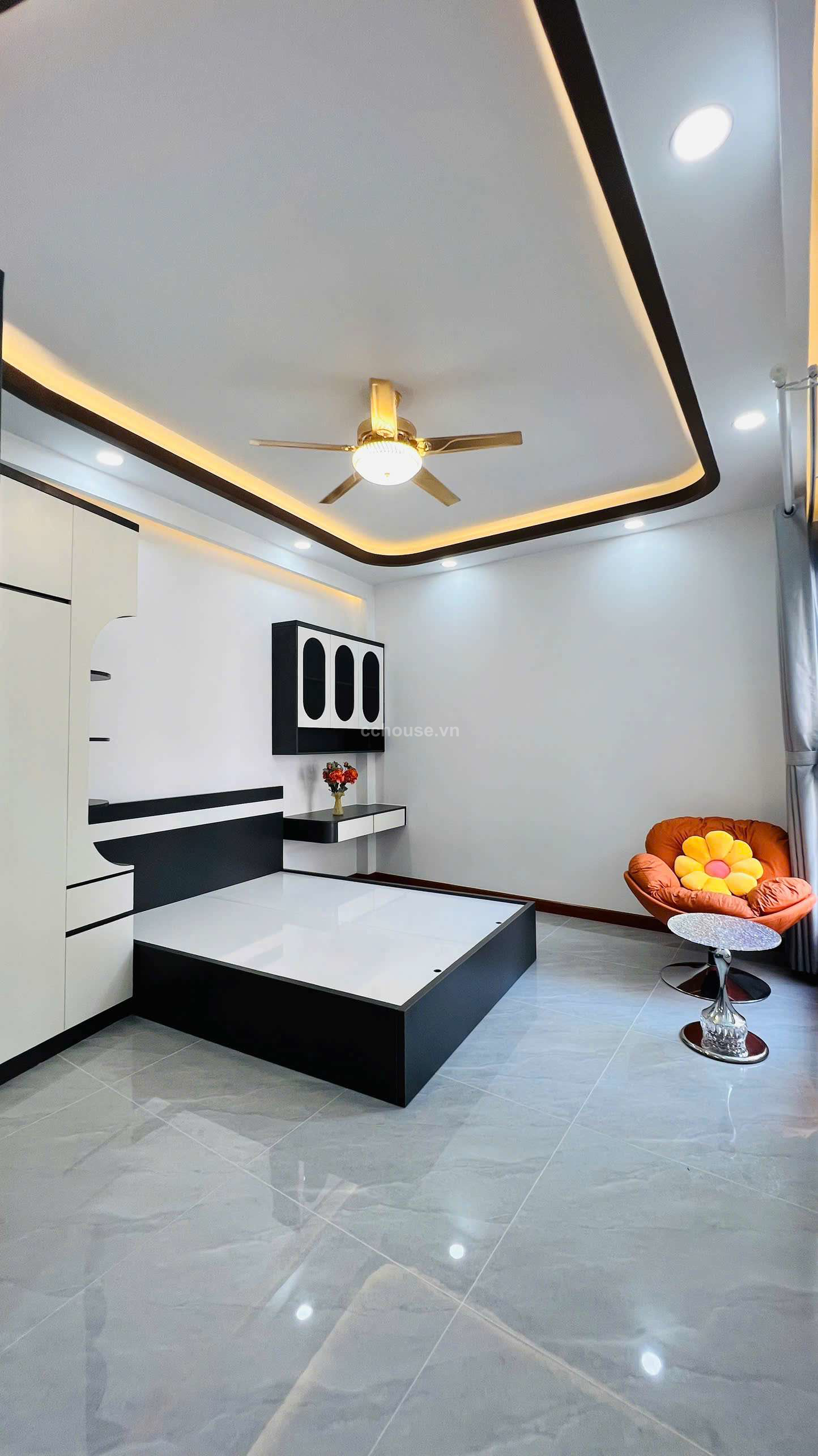 Ban-nha-4-tang-hem-xe-hoi-Nguyen-Duy-Duong-phuong-3-quan-10-id9367