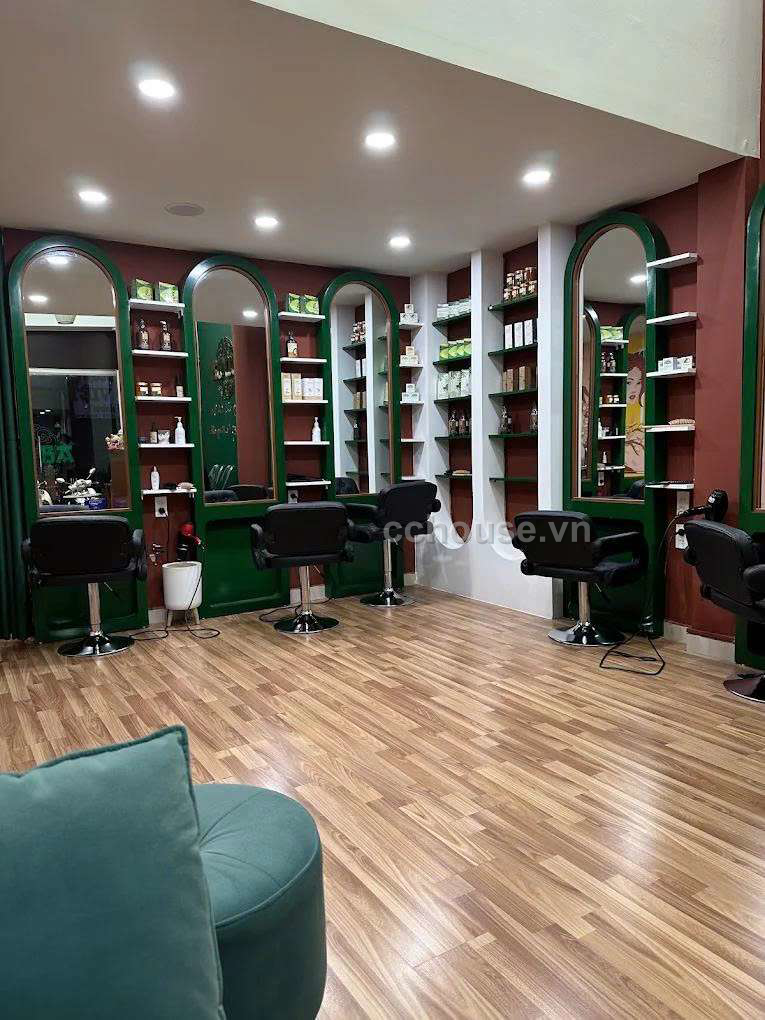 Sieu-pham-5-Tang--Mat-tien-kinh-doanh-Ngay-trung-tam-Q-5-id9447