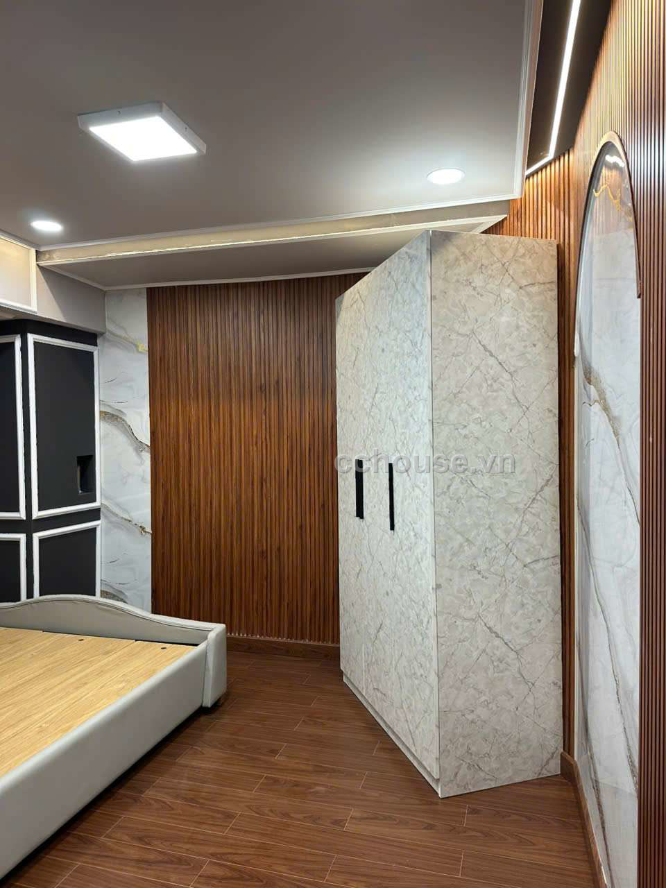 Bán nhà hẻm 467 Lê Đức Thọ, P.An Hội Đông. DT 5x20m, 6 tầng