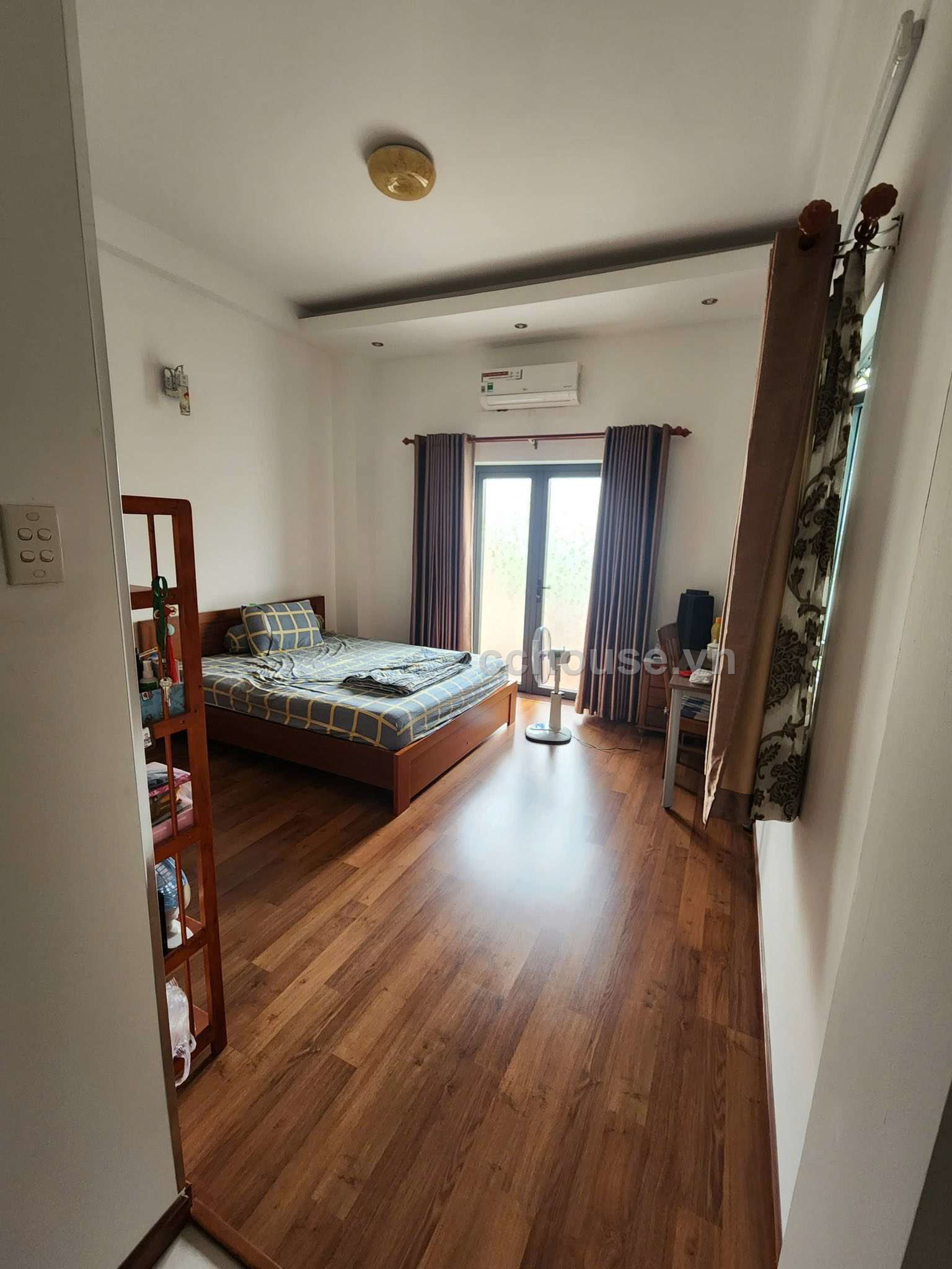 Mat-tien-Van-Kiep-Quan-Binh-Thanh-DT-7x15m-nha-4-tang-id9436